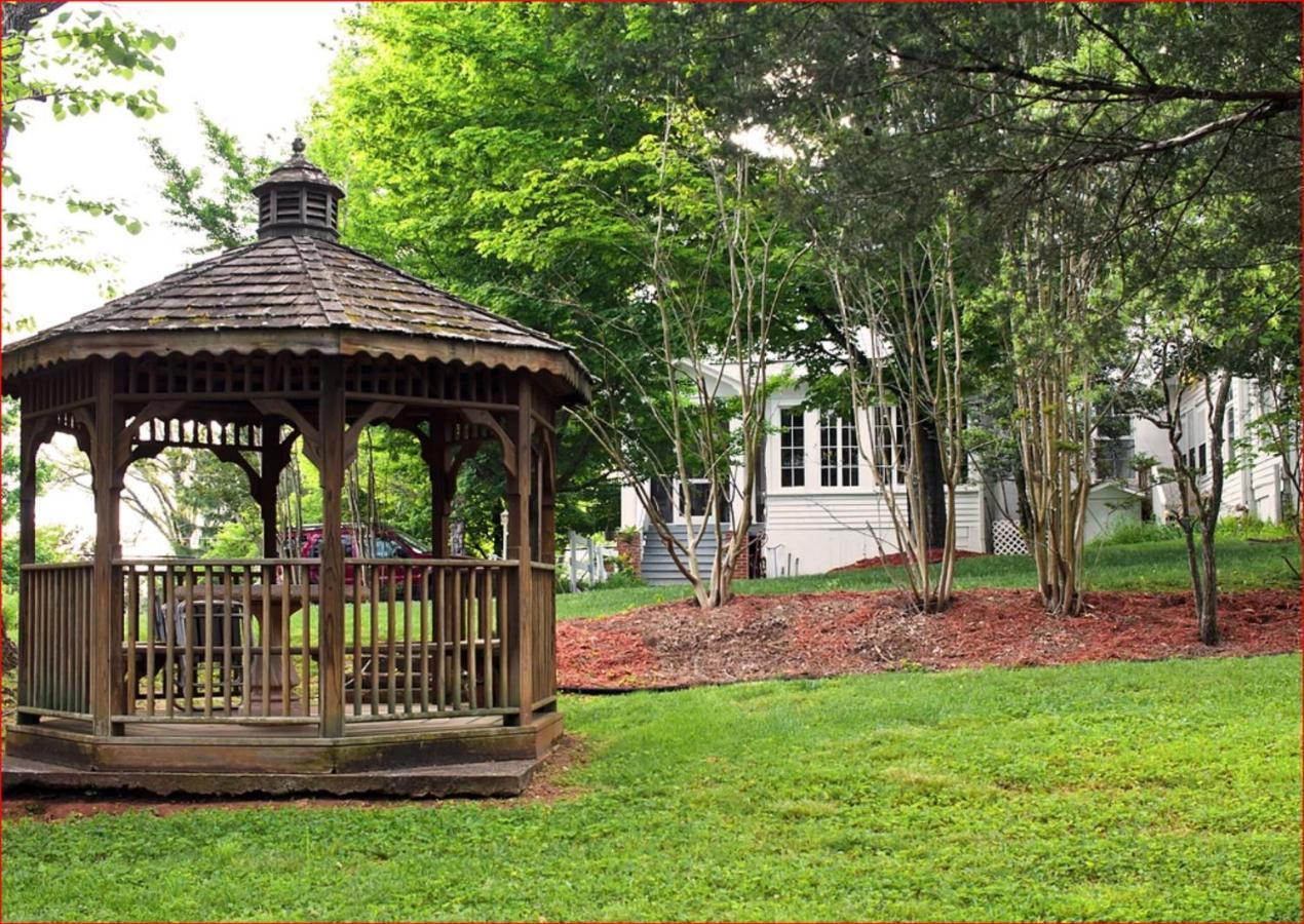 Franklin Terrace Bed And Breakfast ภายนอก รูปภาพ
